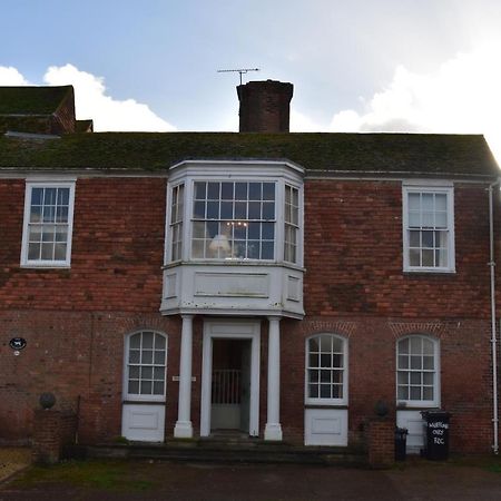 Whitefriars, Rye - Central Location With Parking For 3 Cars - Large Family Home Экстерьер фото